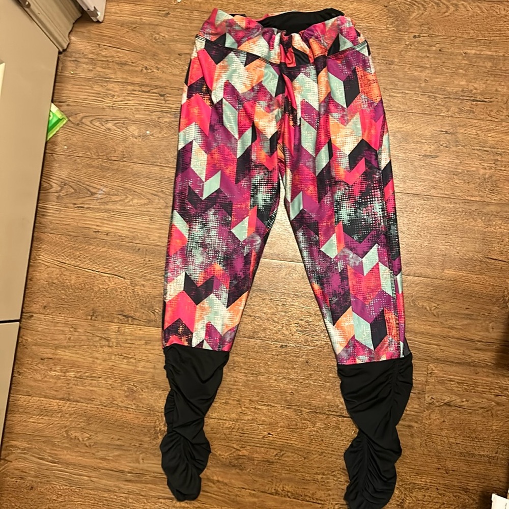 lukka lux Black Geometric Print Activewear leggings